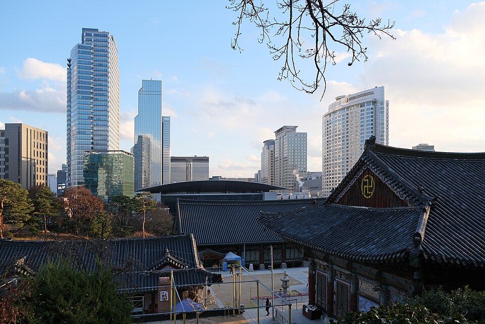 서울 도심 속 사찰, 봉은사